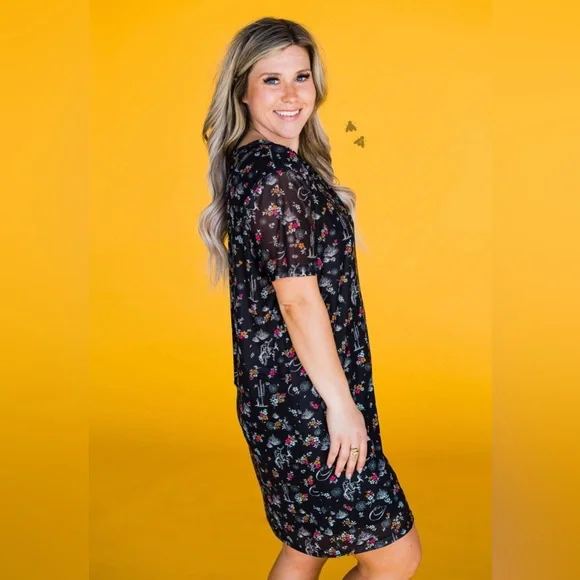 Western Wink Dress - Picture 2 of 8